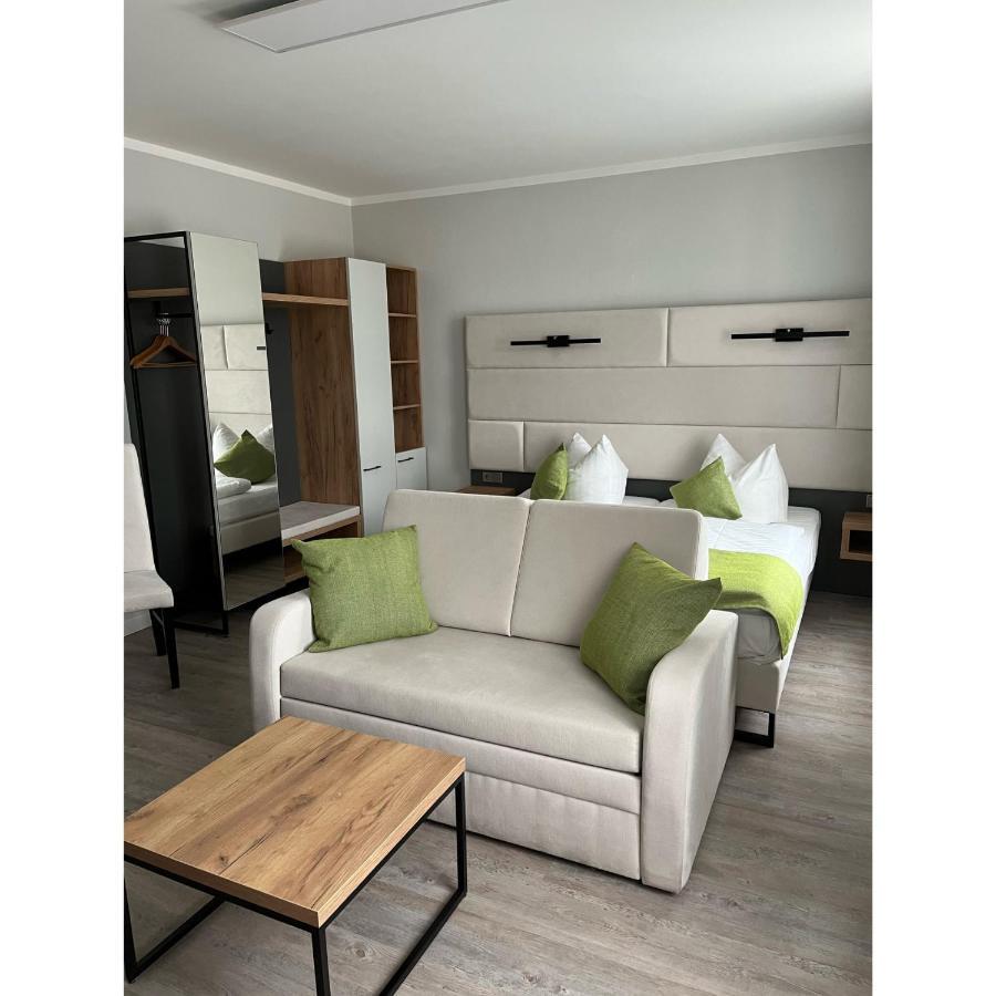 Hotel Und Restaurant Kranichsberg Woltersdorf  Dış mekan fotoğraf